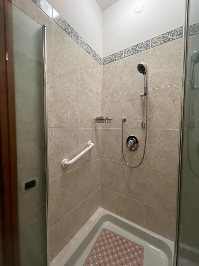 Royal Suite - Near Station & City Center Modena Exterior photo